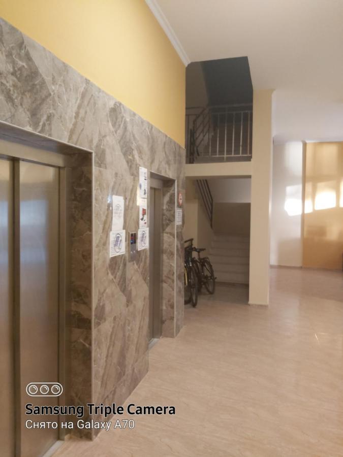 Квартира У Моря С Двумя Балконами Batumi Exterior foto