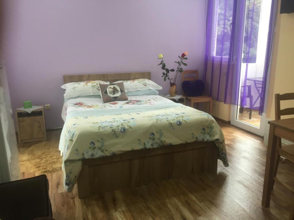 Квартира У Моря С Двумя Балконами Batumi Exterior foto
